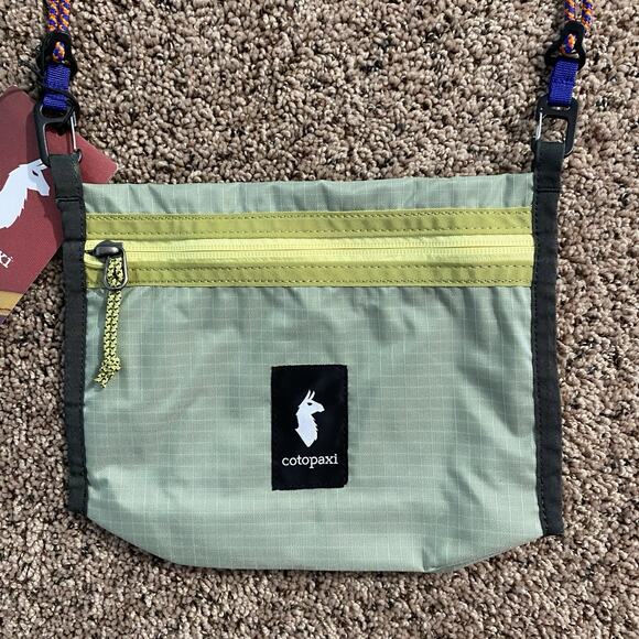 Cotopaxi Lista 2L Lightweight Crossbody Bag Unisex OS NWOT - Picture 3 of 8
